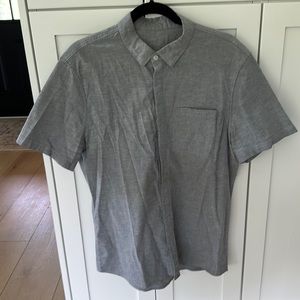 Lululemon Men’s Short Sleeve Button Up - Light Gray, Size Large